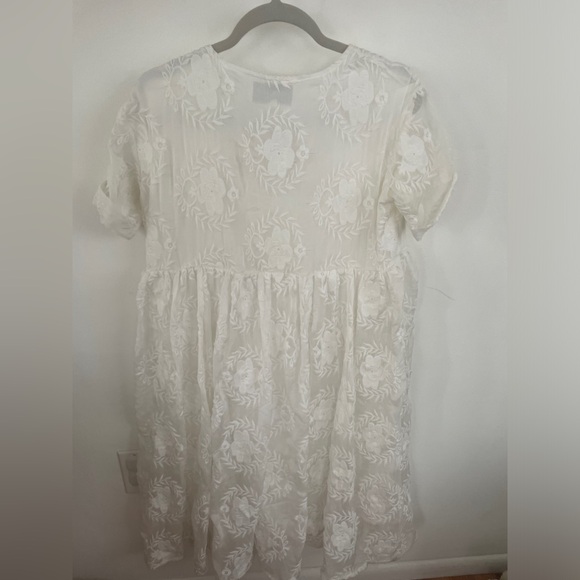 Piper and Scoot white partial button down white embroidered babydoll dress small - Picture 2 of 4